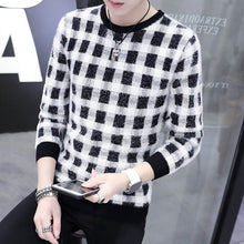 Load image into Gallery viewer, Autumn Korean Fashion Sweater Men Female Sika Deer Pattern Casual  Knitted Pullovers Slim Fit Christmas Gift Male Pull Sweter