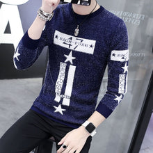 Load image into Gallery viewer, Autumn Korean Fashion Sweater Men Female Sika Deer Pattern Casual  Knitted Pullovers Slim Fit Christmas Gift Male Pull Sweter